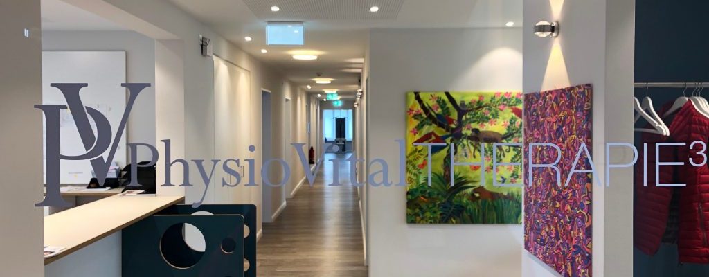 Eingangsbereich und Flur der Physiotherapie-Praxis PhysioVital in Hamburg-Bramfeld